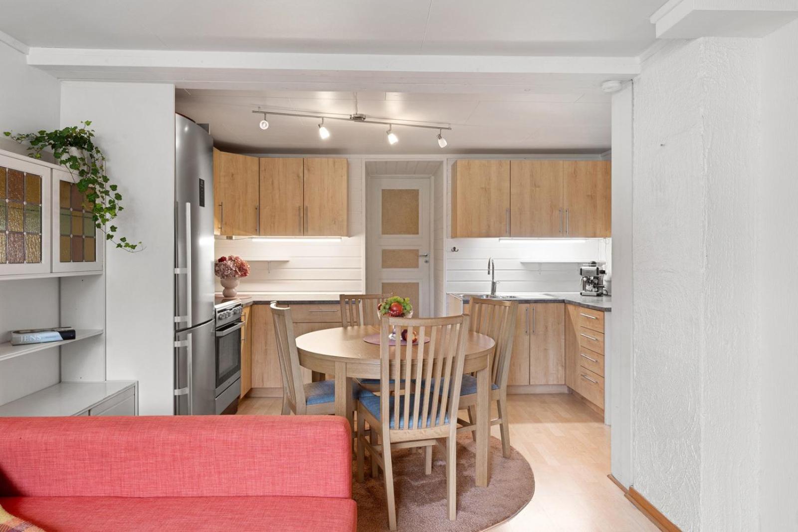 Room In Cozy Apartment 7 Min Walk From The City Center Tromso Bagian luar foto